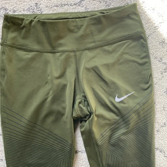 Nike leggings - Picture 4 of 7